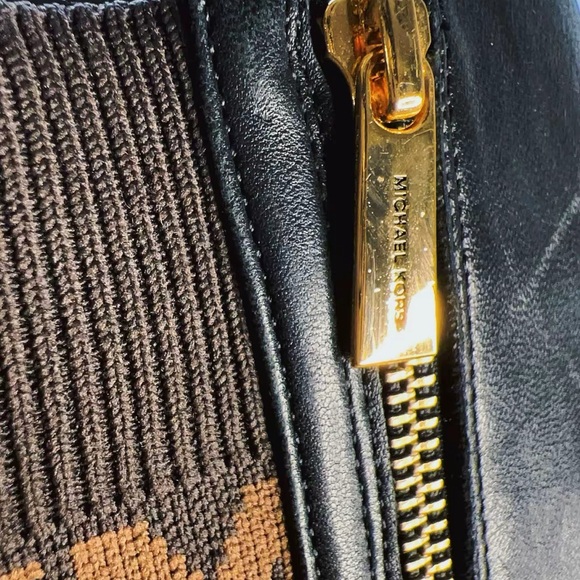 🖤 Michael Kors Leather Boots — Chic & Timeless - Picture 4 of 4